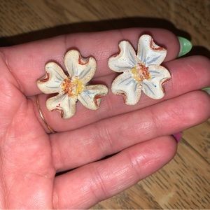 Vintage Wooden? Flower Stud Earrings Floral Retro Jewelry